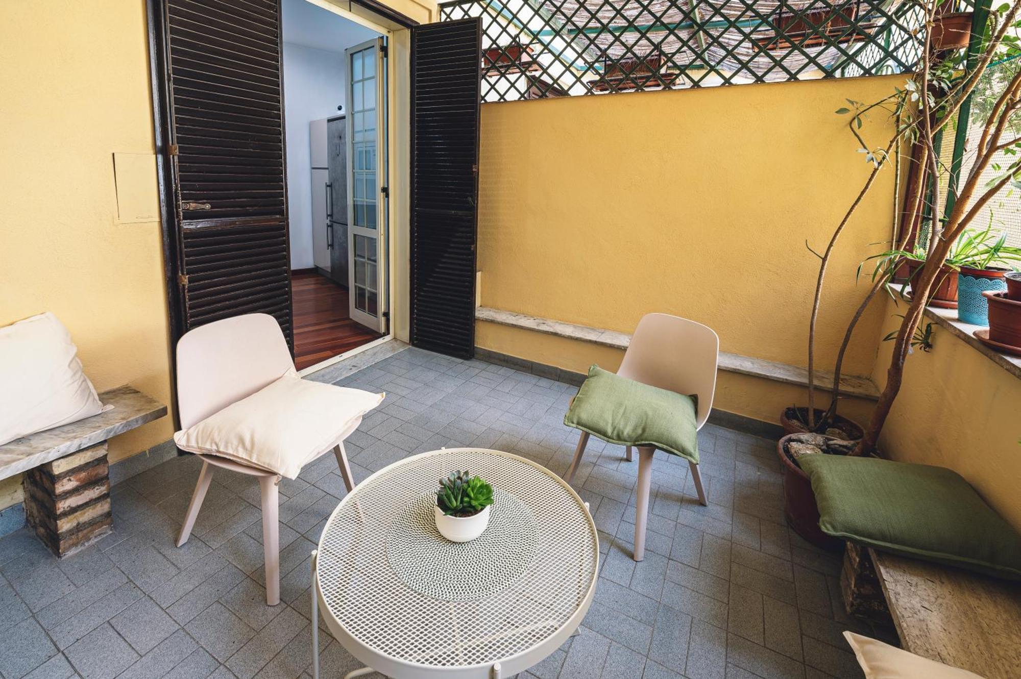 Habitat 42 Guest house